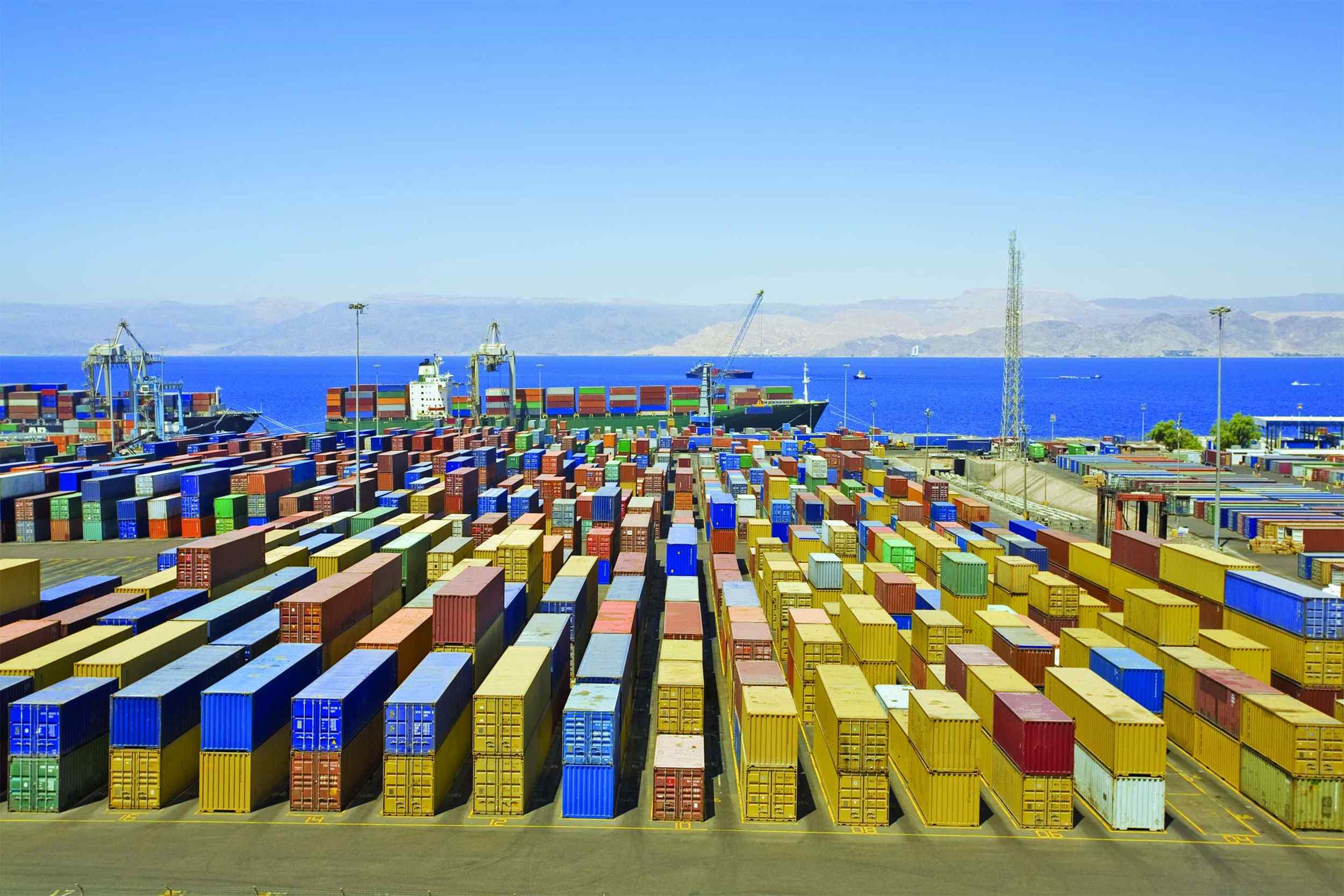 https://causaslaborales.cl/wp-content/uploads/2015/09/Harbor-warehouse.jpg